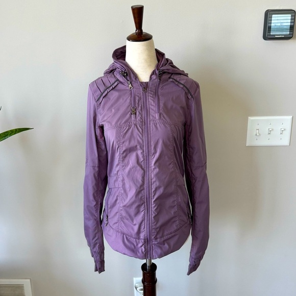 Lululemon 🍋 Light Weight Purple Hooded Jacket - Picture 1 of 13